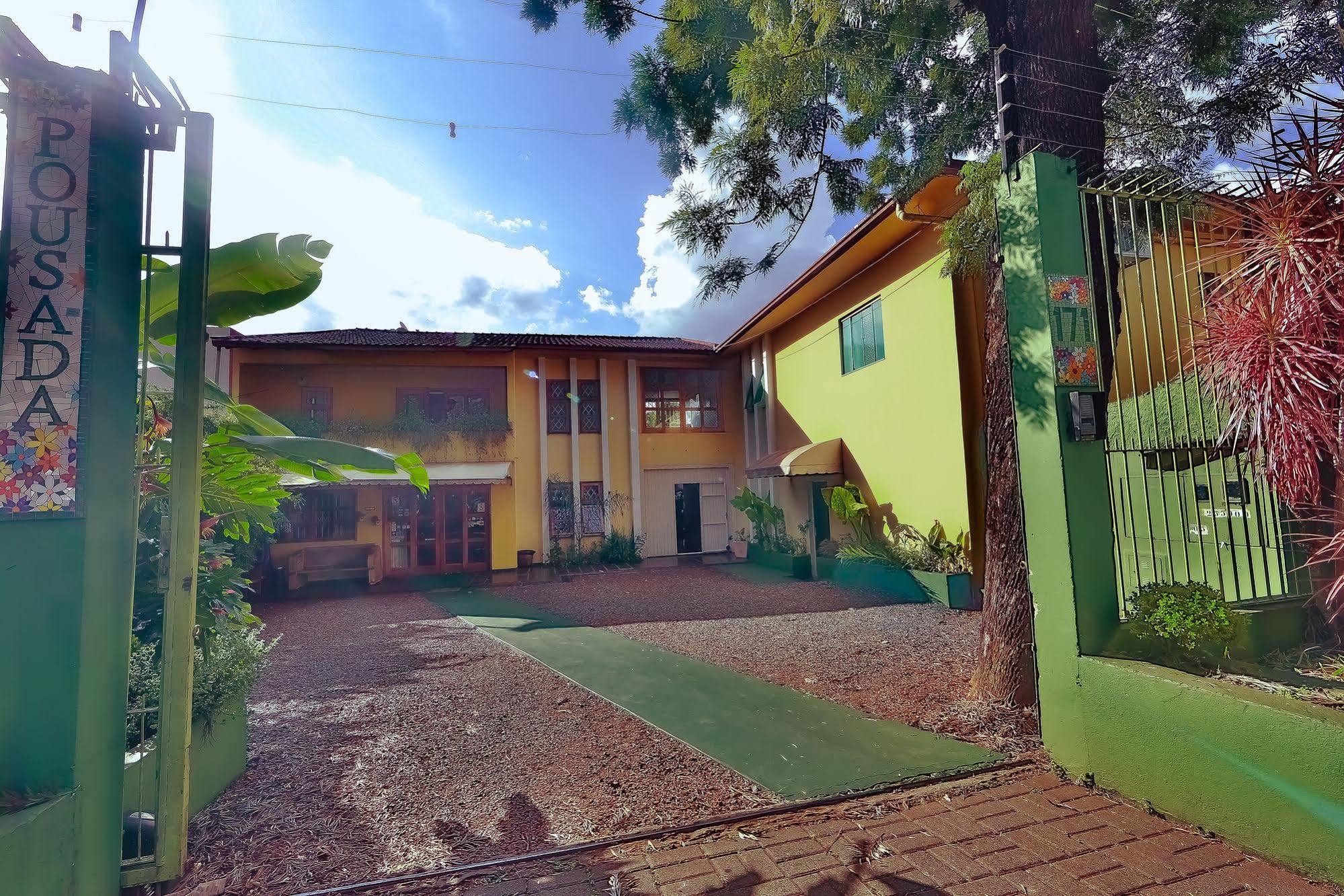 Residencial E Pousada Evelina Foz do Iguacu Exterior photo